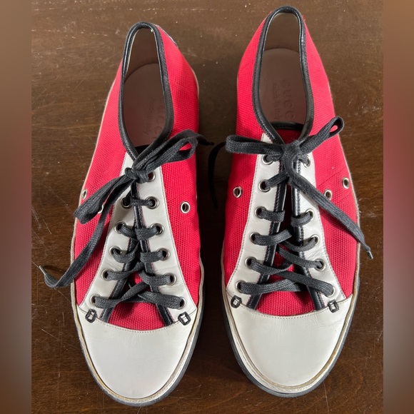Gucci Other - Vintage Unisex Gucci Red Script exclusive Saks Low Top Sneaker 6/37 M, W 71/2-8
